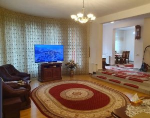 Maison 5 chambres à vendre dans Cluj-napoca, zone Zorilor