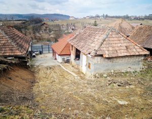 Ház 2 szobák eladó on Valcele