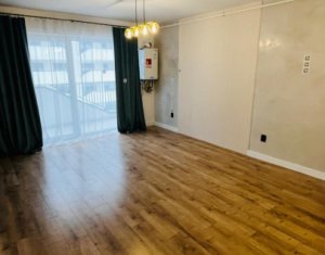 Lakás 2 szobák eladó on Floresti