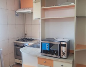 Apartment 3 rooms for sale in Baciu