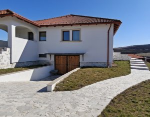 Casă individuală cu 1800 mp teren, Moristi (15km de Cluj)
