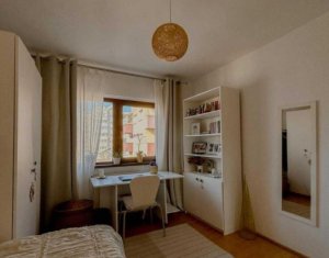 Apartment 4 rooms for sale in Cluj-napoca, zone Centru
