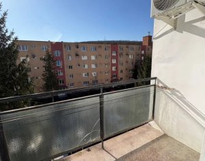 Appartement 3 chambres à vendre dans Cluj-napoca, zone Manastur