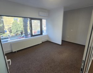 Spatiu birou sau servicii. parcare inclusa, zona EON str. Decebal 