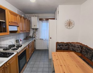 Appartement 3 chambres à vendre dans Cluj-napoca, zone Zorilor
