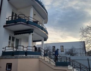 Maison 14 chambres à louer dans Cluj-napoca, zone Zorilor