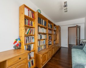 Lakás 3 szobák eladó on Cluj-napoca, Zóna Manastur