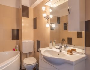 Lakás 3 szobák eladó on Cluj-napoca, Zóna Manastur