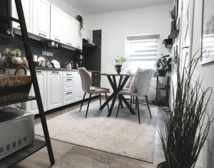 Maison 3 chambres à vendre dans Chinteni