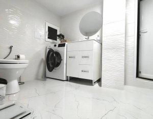 Maison 3 chambres à vendre dans Chinteni