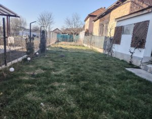 Maison 3 chambres à vendre dans Chinteni