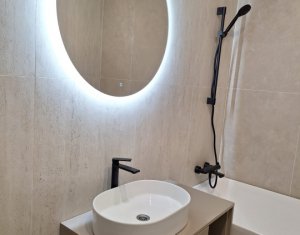 Lakás 3 szobák eladó on Floresti