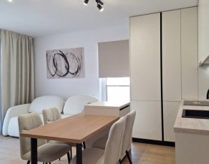 Lakás 3 szobák eladó on Floresti