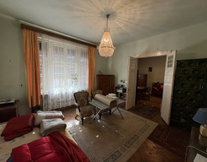 Apartment 5 rooms for sale in Cluj-napoca, zone Centru