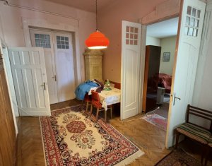 Apartment 5 rooms for sale in Cluj-napoca, zone Centru