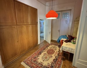 Apartment 5 rooms for sale in Cluj-napoca, zone Centru