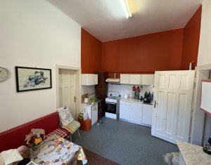 Apartment 5 rooms for sale in Cluj-napoca, zone Centru