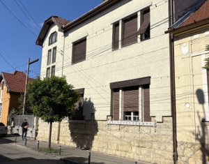 Apartment 5 rooms for sale in Cluj-napoca, zone Centru