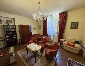 Apartment 5 rooms for sale in Cluj-napoca, zone Centru