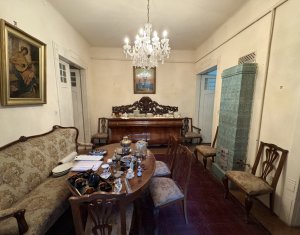 Apartment 5 rooms for sale in Cluj-napoca, zone Centru