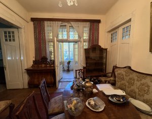 Apartment 5 rooms for sale in Cluj-napoca, zone Centru