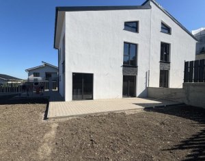 Ház 4 szobák eladó on Dezmir, Zóna Centru