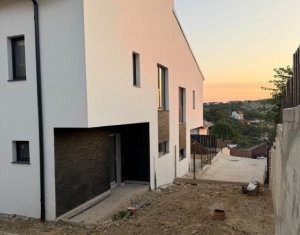 Ház 4 szobák eladó on Dezmir, Zóna Centru