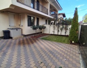 Ház 4 szobák eladó on Floresti