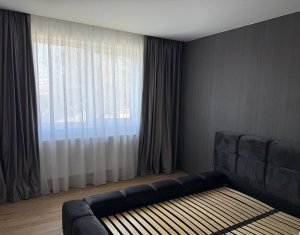 Appartement 4 chambres à louer dans Cluj-napoca, zone Iris
