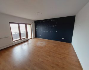 Lakás 4 szobák eladó on Cluj-napoca, Zóna Zorilor