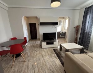 Apartament 2 camere semidecomandate, zona Horea, Facultatea de litere