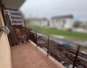 Appartement 3 chambres à vendre dans Floresti