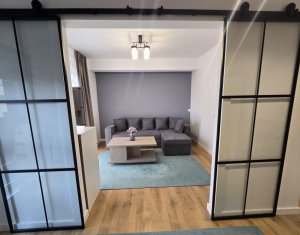 Apartament  2 camere, etaj intermediar, parcare, zona centrala Floresti