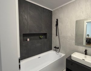 Lakás 3 szobák eladó on Floresti