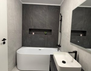 Lakás 3 szobák eladó on Floresti