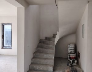 Ház 4 szobák eladó on Dezmir