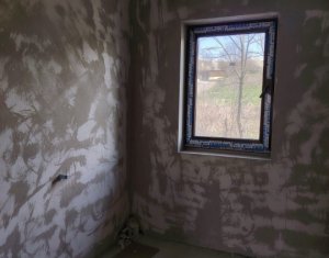 Ház 4 szobák eladó on Dezmir