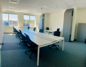 Bureau à louer, 250m2 dans Cluj-napoca, zone Centru