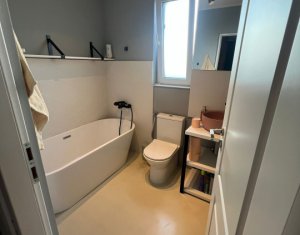 Lakás 3 szobák kiadó on Floresti