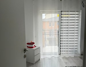 Maison 5 chambres à vendre dans Floresti