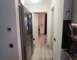 Lakás 2 szobák eladó on Floresti