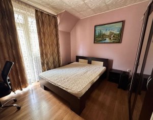 Lakás 3 szobák eladó on Floresti