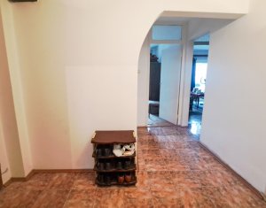 Appartement 3 chambres à vendre dans Cluj-napoca, zone Manastur