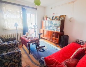 Appartement 3 chambres à vendre dans Cluj-napoca, zone Manastur