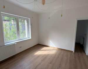 Lakás 3 szobák eladó on Cluj-napoca, Zóna Manastur