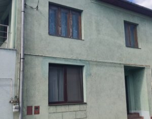 House 5 rooms for sale in Apahida