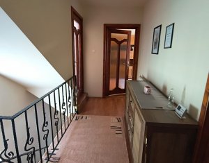 Ház 6 szobák kiadó on Cluj-napoca, Zóna Intre Lacuri