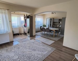Ház 6 szobák kiadó on Cluj-napoca, Zóna Intre Lacuri