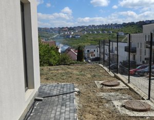 Ház 4 szobák eladó on Dezmir
