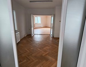 Bureau à louer dans Cluj-napoca, zone Andrei Muresanu